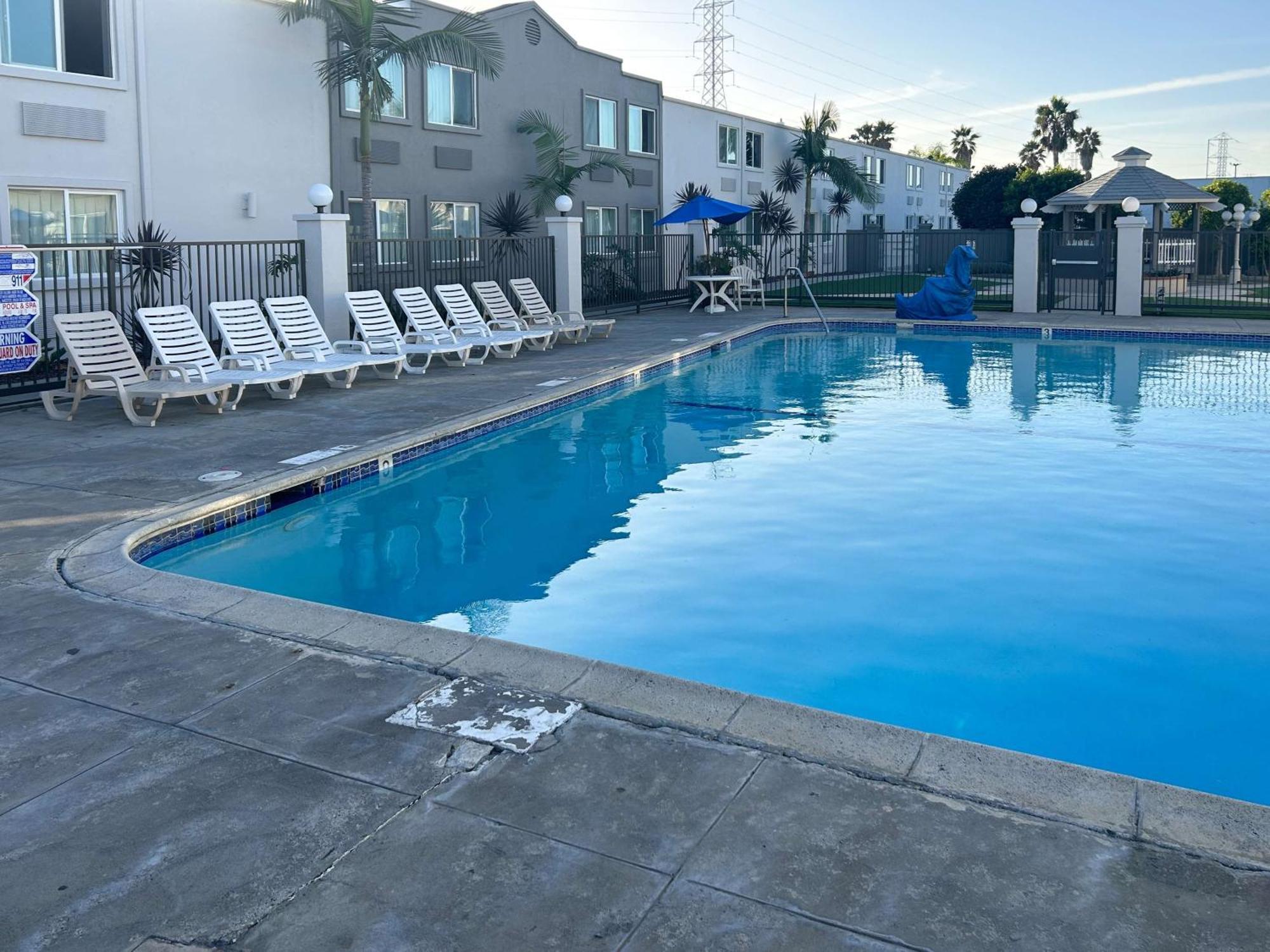 Studio 6 Suites Carson, Ca מראה חיצוני תמונה