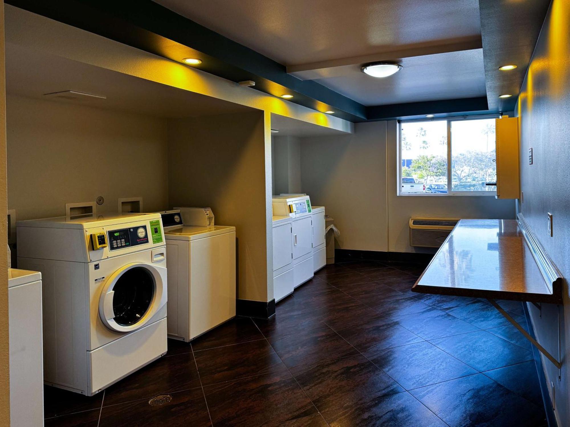 Studio 6 Suites Carson, Ca מראה חיצוני תמונה