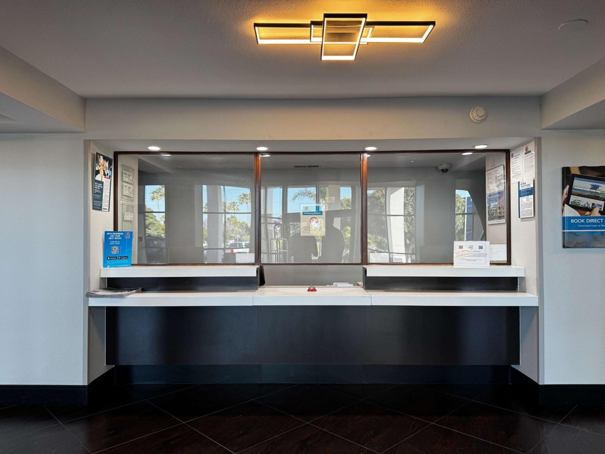 Studio 6 Suites Carson, Ca מראה חיצוני תמונה